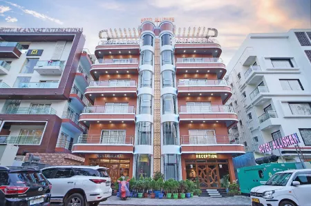 Hotel Allishan !! Couple Friendly Hotel Near Science City !!