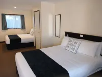 팜 시티 모터 인 Bluff Hill Lookout 주변 호텔