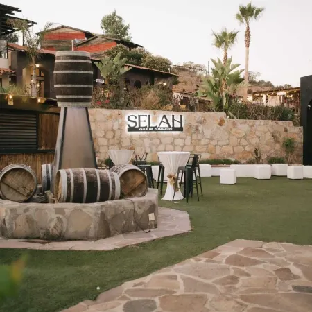 Selah Hotel