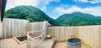 Petit Hotel Yubara Resort Hotels in Maniwa