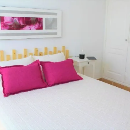 Privilege Bay- Villa Eesha-sea view and natural park view. Beach front location.