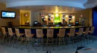 Radisson Hotel Yuma - bar