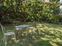 Cottage in Oppede with Pool and Garden Hotele w: Oppede