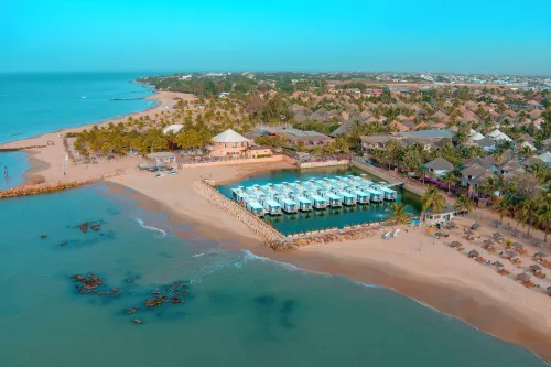 Mövenpick Resort Lamantin Saly - 주차장