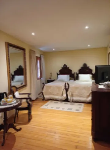 Outros Tempos - Turismo de Aldeia