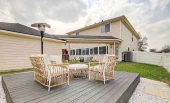 Spacious Houston Home w/ Private Yard & Fire Pit!