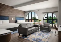 The Oread Lawrence, Tapestry Collection by Hilton - 4 estrellas