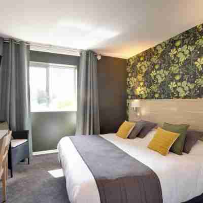 Brit Hotel Le Cygne Rooms
