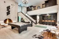 Heated Pool: Tropical Townhome in Wheat Ridge - Boutique