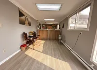 Super 8 by Wyndham Quesnel BC Hotels in Quesnel