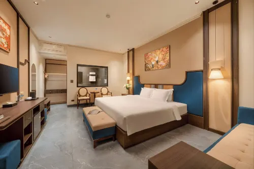 Tam Coc Center Luxury Hotel & Villa