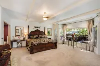 Foothill House - Mountain view