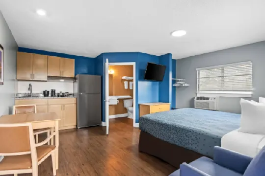 Suburban Studios Stuart Near Federal Hwy 1