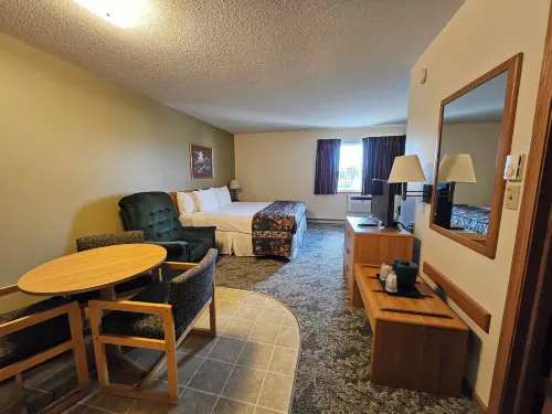 Lincoln Host Motor Inn Hotels in Escanaba