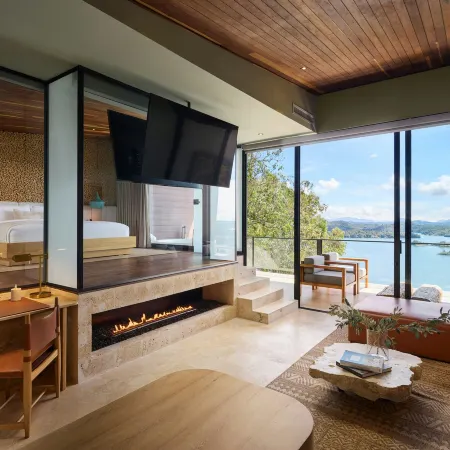 The Brown, Guatape, Autograph Collection