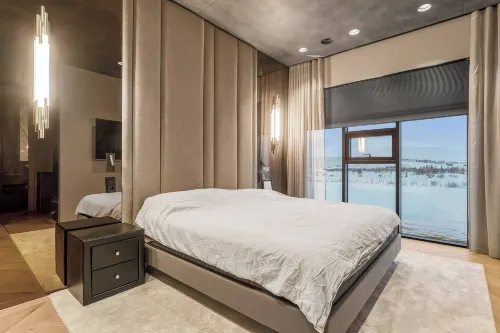 Nordic Retreat by the Water Hot Tubs Northern Lights Hotels in Gardabaer