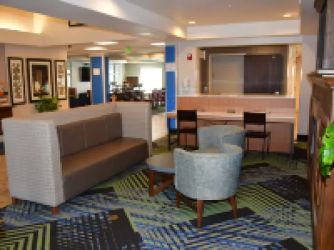 Holiday Inn Express & Suites EVANSTON by IHG Hoteles en Evanston