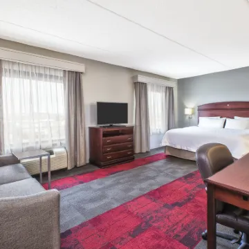 Hampton Inn & Suites Madison West Hotels near Owens Conservation Park