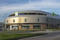 Holiday Inn Express PARIS - VELIZY by IHG