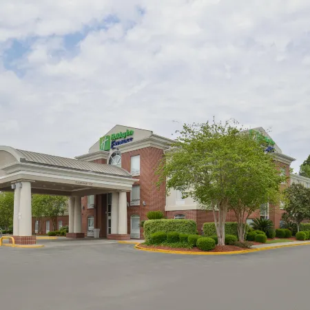 Holiday Inn Express & Suites LAFAYETTE by IHG