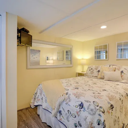 Walk to Ocean: Surfside Beach Home w/ Pool Access