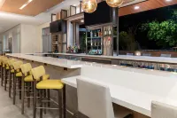 Hilton Garden Inn Walnut Creek - bar