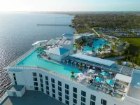 Sunseeker Resort Florida Gulf Coast, Curio Collection Hilton - Romantic