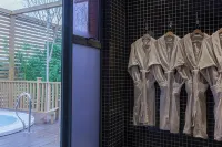 Radisson Blu Hotel and Spa, Limerick - ที่มีอ่างอาบน้ำ