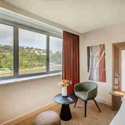 Novotel Lyon Centre-Confluence Bord de Saone Rooms