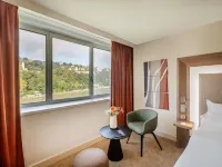 Novotel Lyon Centre Confluence Bord de Saone
