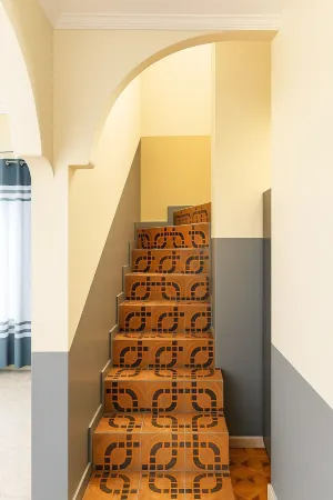 Chambre moderne / Modern Room Отели рядом с достопримечательностью «Église Porte des Cieux»