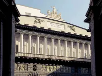 Hotel Mercure Napoli Centro Angioino Hotel a Napoli