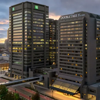 DoubleTree by Hilton London Ontario Hotels in der Nähe von Banting House National Historic Site