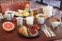 Brit Hotel Agen - L'Aquitaine Hotels in Le Passage