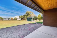 Hike & Ski! Home w/ Dog-friendly Yard in Eagar - Landsted