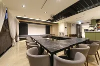 R&B Business Hotel - 3-Star