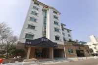 Mokpo Hotel Eco - parking