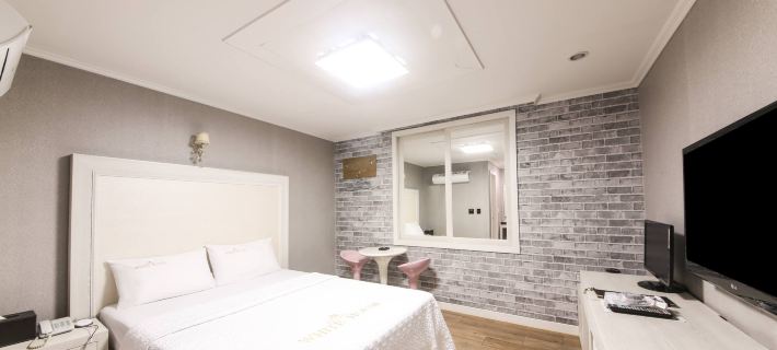 Muan White House Hotel Hotels in Muan
