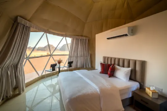 Terra Nova Camp Hotels near Mount Lamlam