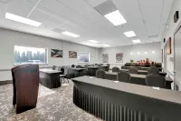 Best Western Plus the Charles Hotel