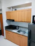 Tranquil Studio Retreat with Shared Pool in Davao City - Apartments