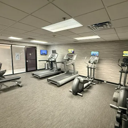 PRESTON SUITES by IHG