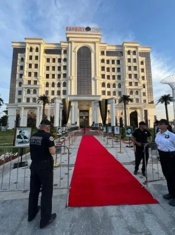 Кангурт Гранд Отель