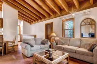 Inviting Ski Getaway < 1 Mile to Northstar Resort! - parking