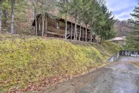 Peaceful Cottage w/ Mtn View Near Atv Trails!