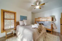 5 Mi to Sapphire Valley Skiing: Serene Family Home - Homestays