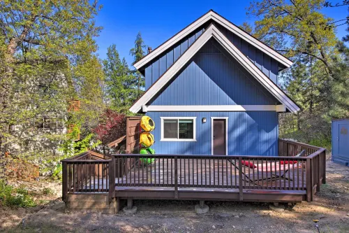 Bikes + Game Room: Lovely Lake Arrowhead Home!