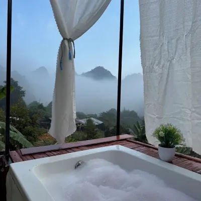 Baan Suan Pha Mi Hotels near Doi Tung