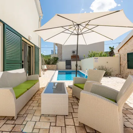 Villa Ivo ZadarVillas