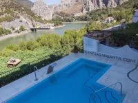 Complejo Turístico la Garganta Hotels in Alora